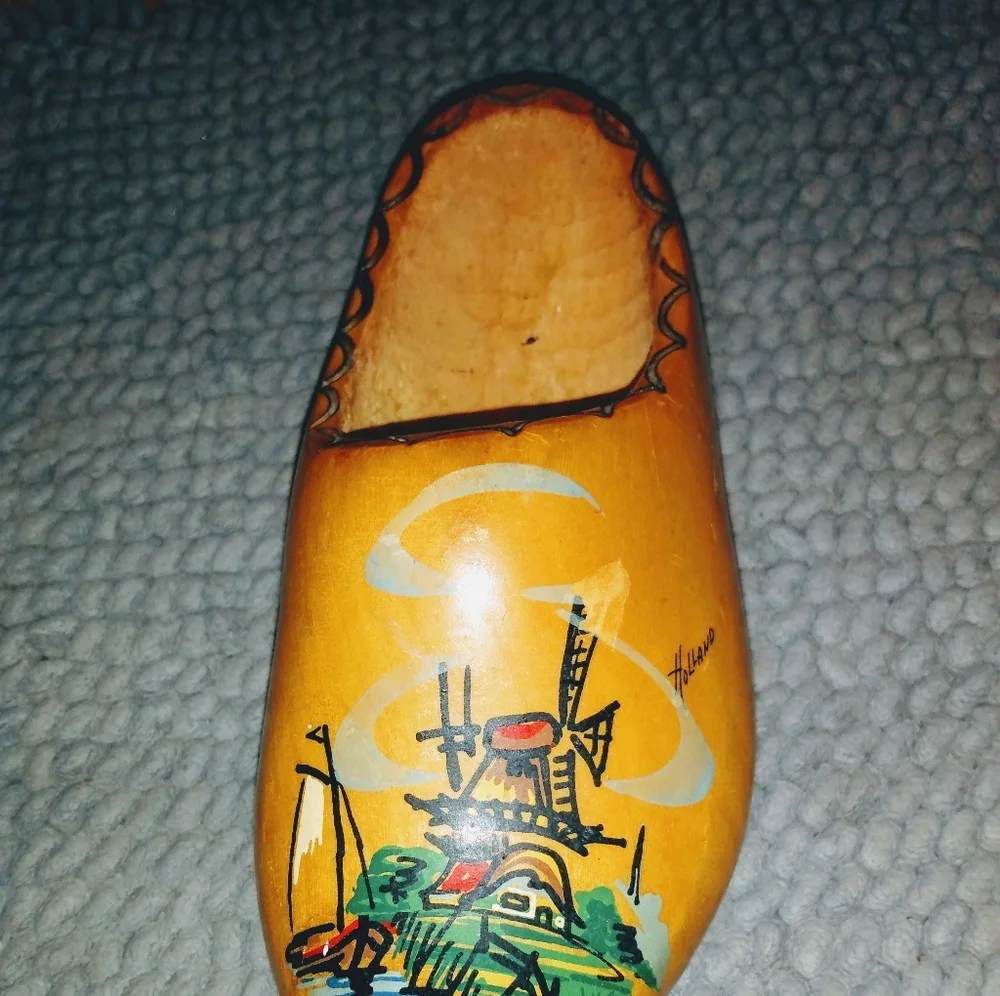 Vintage - Wooden Wall Shoe/Clog - Carved - Hand Pa